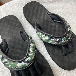 Pedi Couture Size 5.5